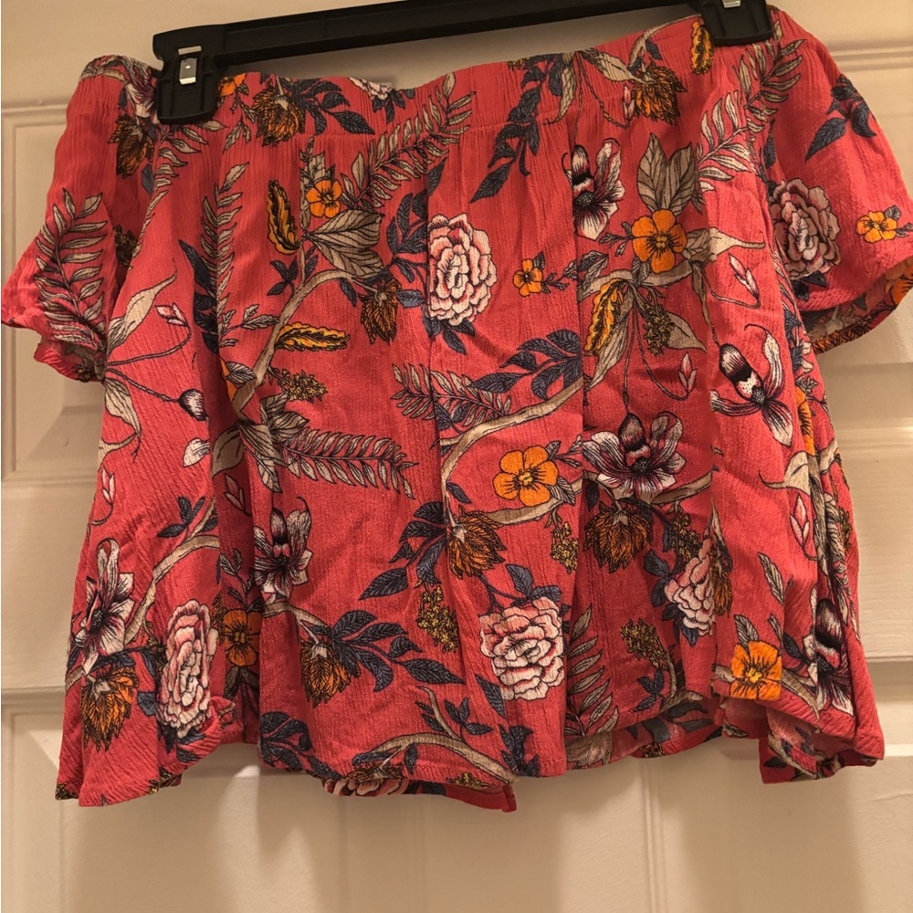 Leaf Print Coral Top